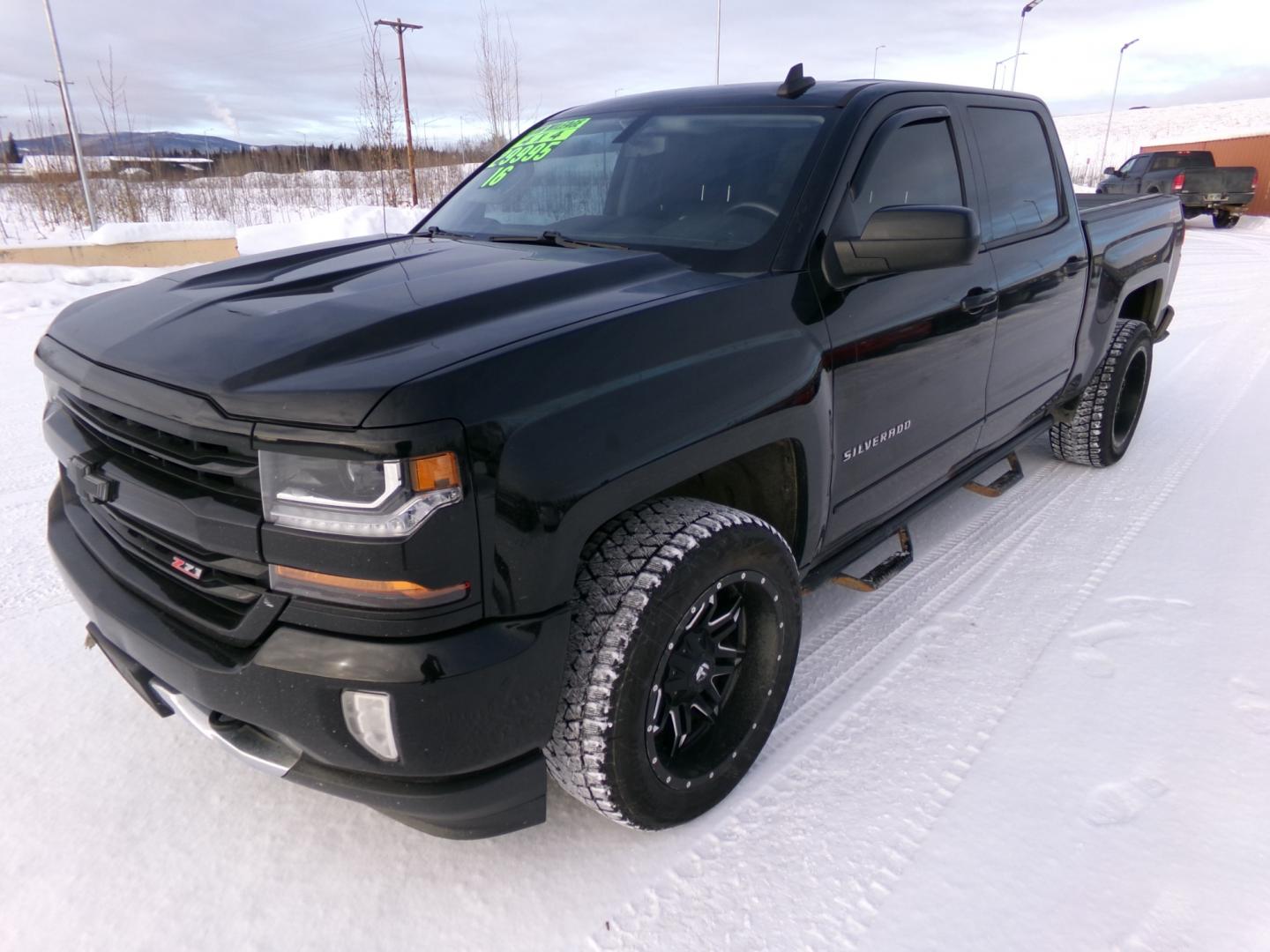 2016 Black Chevrolet Silverado 1500 LT Crew Cab 4WD Z71 (3GCUKREC4GG) with an 5.3L V8 OHV 16V engine, 6A transmission, located at 2630 Philips Field Rd., Fairbanks, AK, 99709, (907) 458-0593, 64.848068, -147.780609 - Photo#0